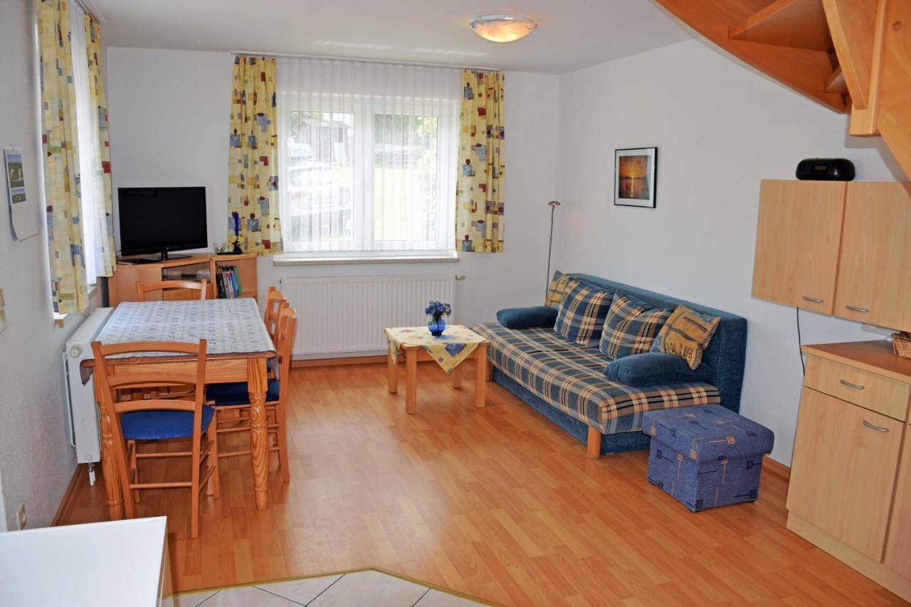 Ferienwohnungen Familie Looks Klein Zicker Exteriör bild